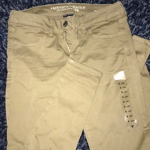 American Eagle Kaki pants skinny